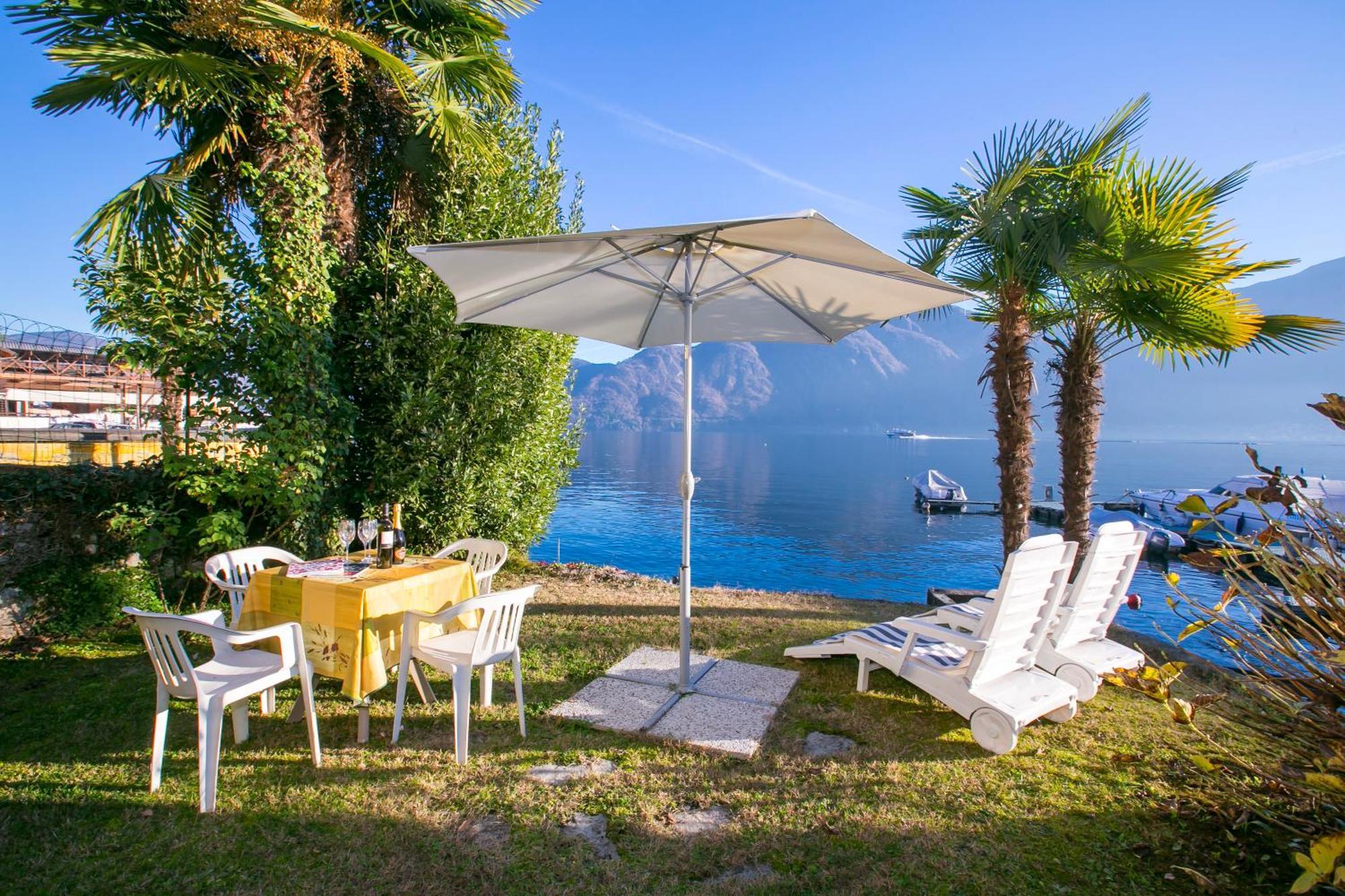 Casetta Al Lago Mezzegra Bagian luar foto